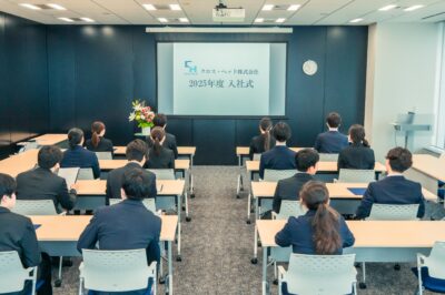 2025年度　新入社員入社式